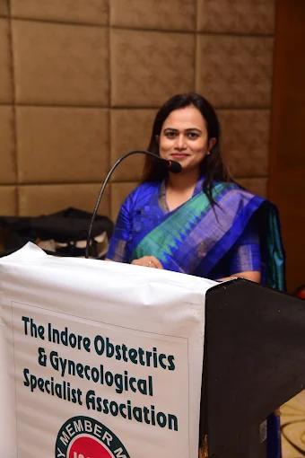 Dr. Arpana Jain – Best Gynecologist in Indore | Gold Medalist | Kaiwalya Hospital