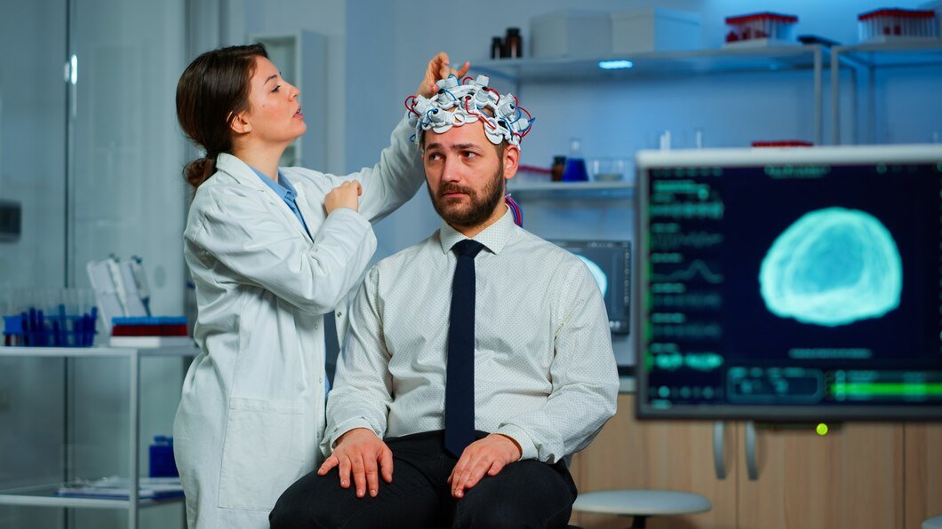 Neurologist performing brain activity test at Kaiwalya Hospital, best hospital in Khandwa Road Indore